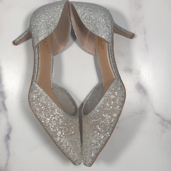 JEWEL BADGLEY MISCHKA--Avalon Glitter d'Orsay Pumps, Size 7.5M - Picture 9 of 10